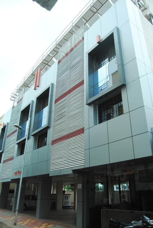 Sai Niwas Hotel Shirdi Ngoại thất bức ảnh